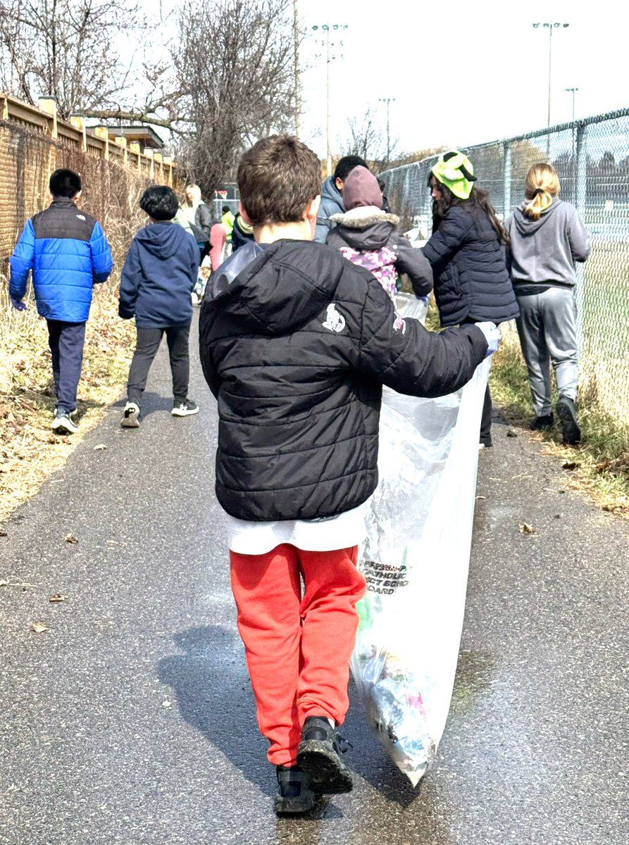 Ms Sequeira (@ms_scsequeira) on Twitter photo Our class took to the green spaces around our school to do our part to care for God's beautiful creation. We were dismayed at the amount of garbage we collected & expressed hope and desire to give more of our time to look after our community. <a href="/CNEWM_DPCDSB/">St. John Henry Newman CES</a> #BSMWalksTogether Our class took to the green spaces around our school to do our part to care for God's beautiful creation. We were dismayed at the amount of garbage we collected & expressed hope and desire to give more of our time to look after our community. <a href="/CNEWM_DPCDSB/">St. John Henry Newman CES</a> #BSMWalksTogether