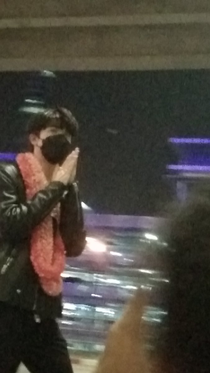 patcharee910's tweet image. ตอนนี้ก็มีแค่แพทนี้แหละที่ ทำให้เราออกไปใช้ชีวิตคนเดียวได้ ไปในที่ไม่เคยไป ไปในที่ผู้คนมากมาย ถึงแม้จะร้อนบ้าง เหนื่อยบ้าง ปวดหัวบ้าง แต่แค่ได้เห็น ทุกอย่างก็หายไป รอวันที่จะได้เจอแพทอีกครั้งนะ🫶😘