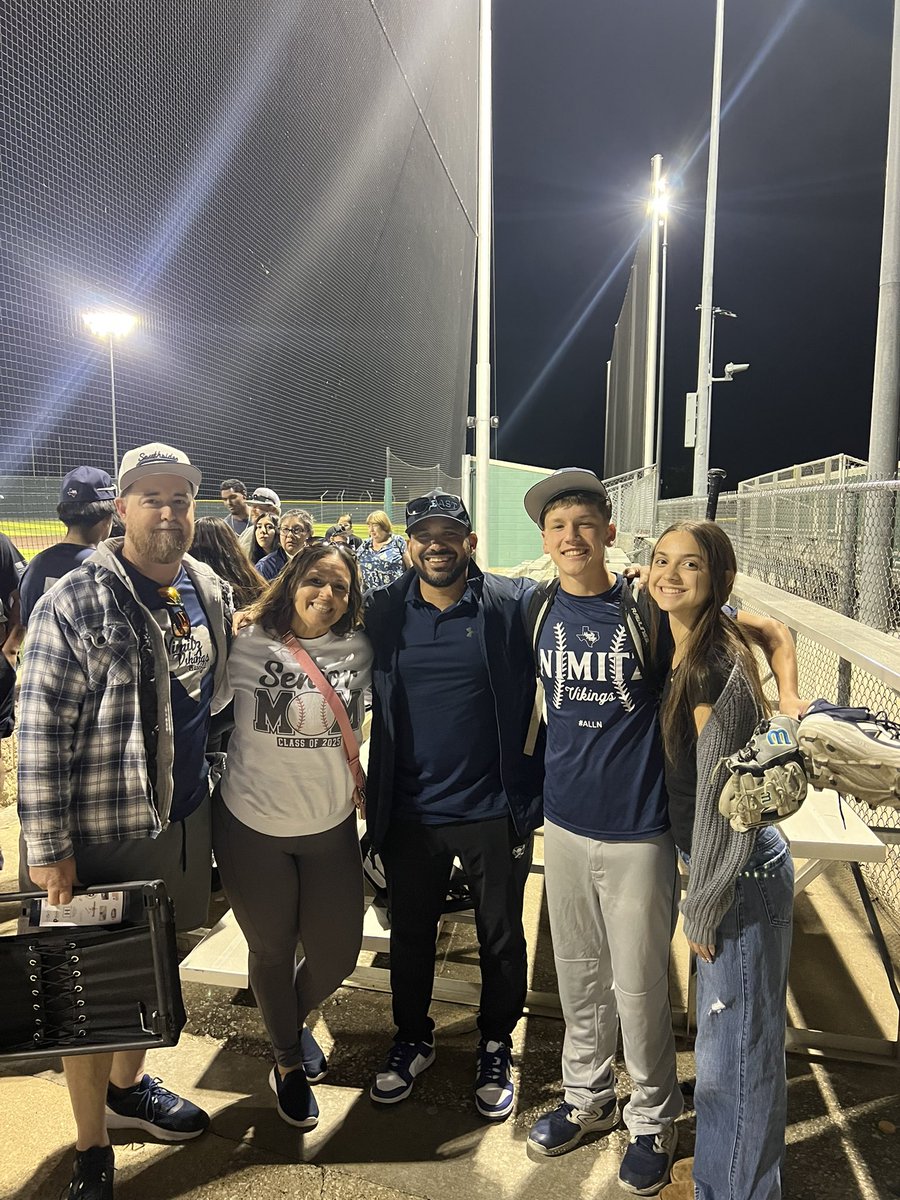 Proud Uncle moment! Jaxson Gold didn’t let his team down tonight!! ⚾️ #IrvingNimitzBaseball