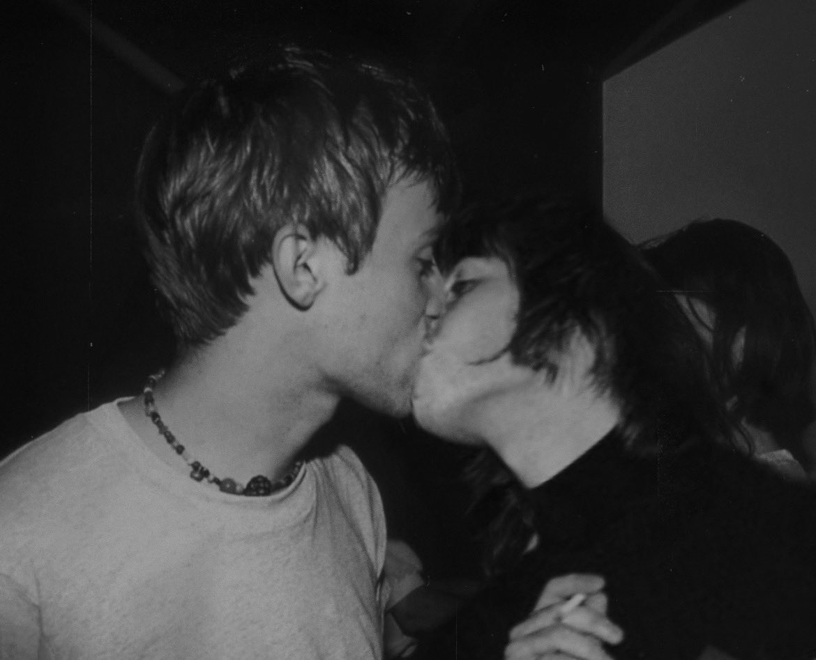 damon albarn &amp; liam gallagher (1997)