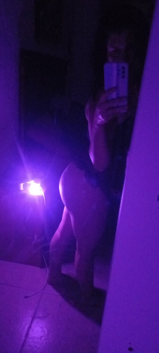 Quien se va al tutito conmigo... ❤️‍🔥 necesito maestro en lenguas 🥵🤤😛😛😛