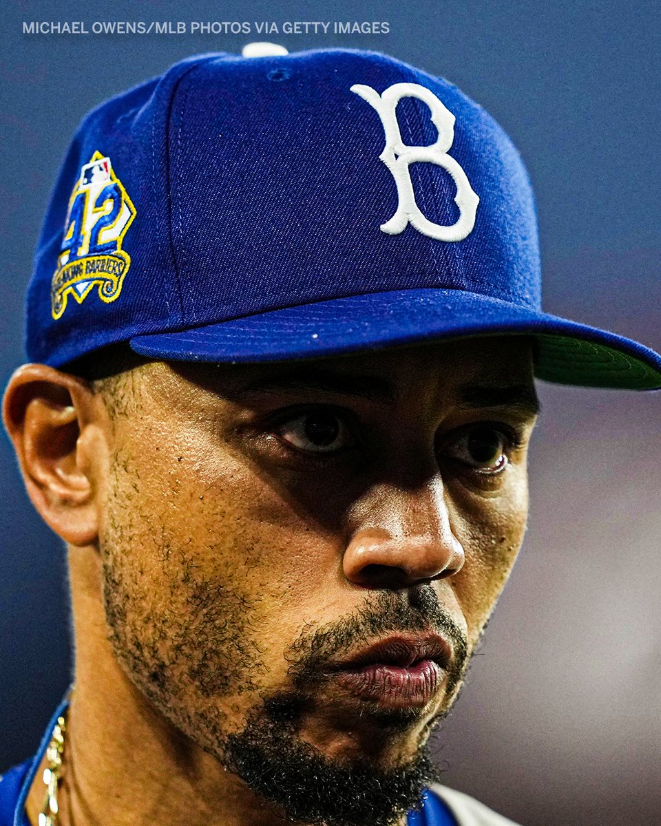 espn's tweet image. The Dodgers are wearing Brooklyn caps on Jackie Robinson Day ⚾