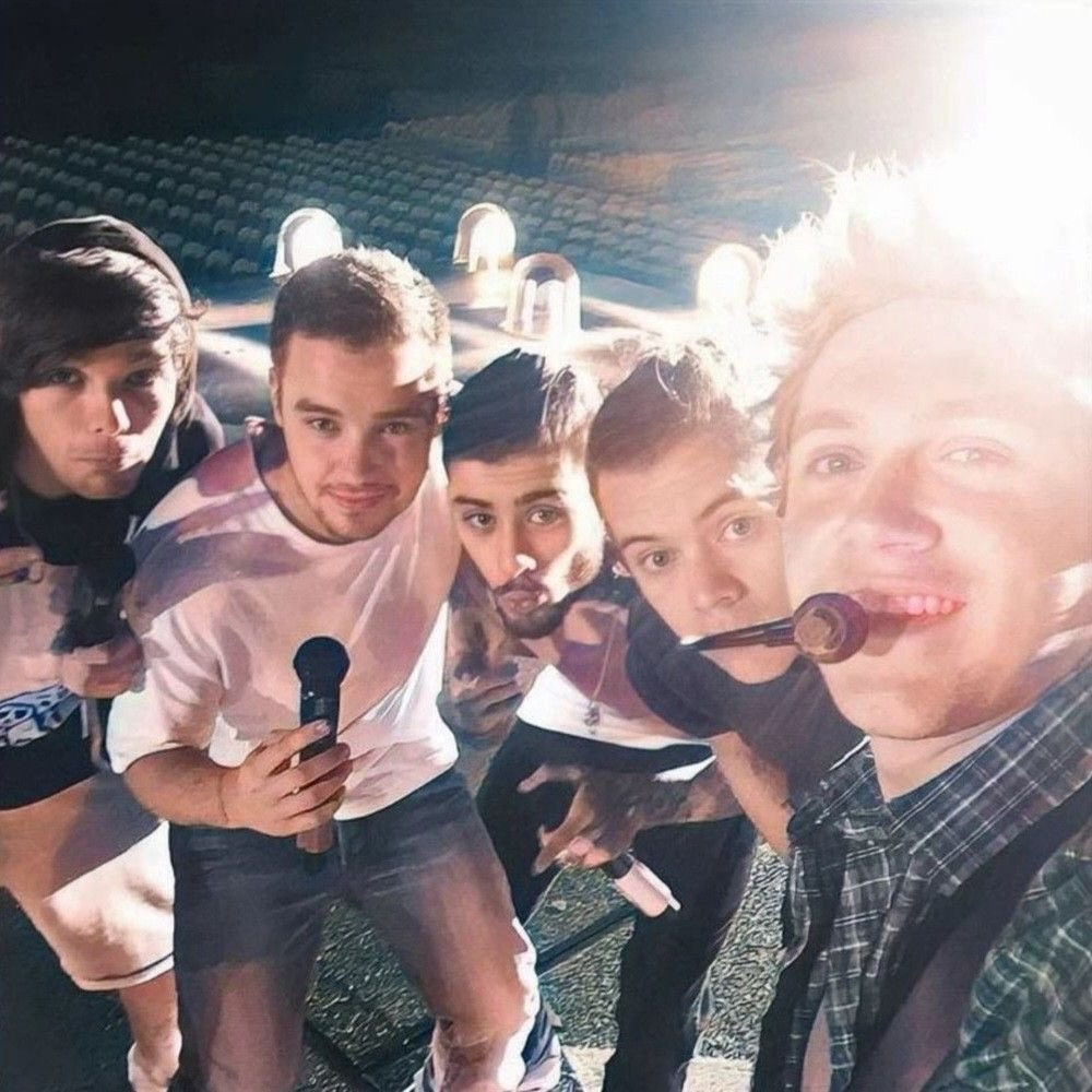 ot5hourly1d's tweet photo. https://t.co/27mTcMlV6Y