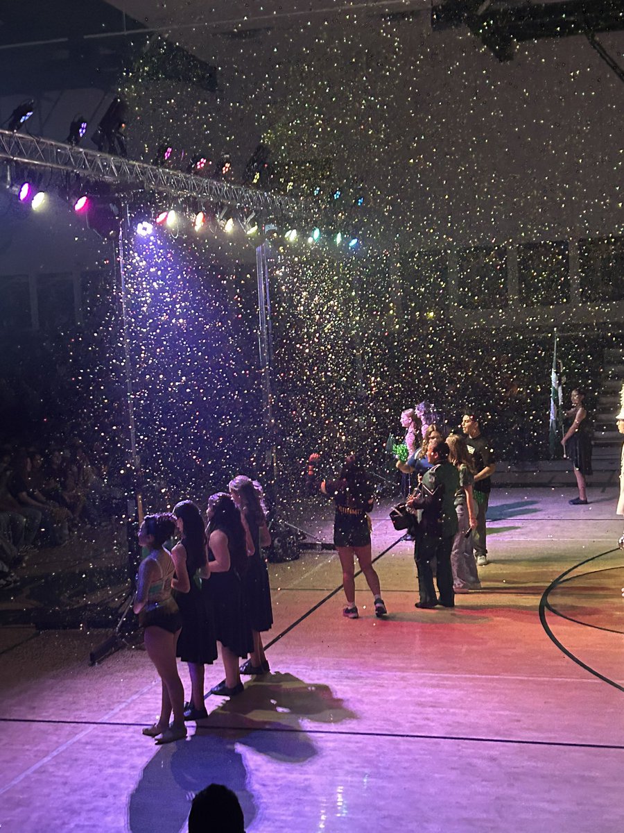 Ashley M (@ashleymbsd) on Twitter photo The Summit Showcase, where students & families got to see first hand all of the amazing opportunities at SCHS! Student hosts did a great job leading this event & the performances were top notch! Shoutout to <a href="/cannellaVAPA/">Jennifer Cannella</a> for directing an unforgettable #BurtonExperience #GoBears The Summit Showcase, where students & families got to see first hand all of the amazing opportunities at SCHS! Student hosts did a great job leading this event & the performances were top notch! Shoutout to <a href="/cannellaVAPA/">Jennifer Cannella</a> for directing an unforgettable #BurtonExperience #GoBears