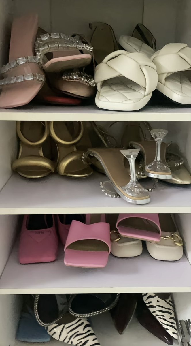 太极品了 基本天天回访 淄博张店0533 扫楼打胶同好 极品点位 互换资源 #张店 #淄博 #扫楼 #打胶 #射鞋 #据点 #反差婊 #网红 #恋鞋癖 #恋腿癖 #丝袜 #黑丝 #肉丝