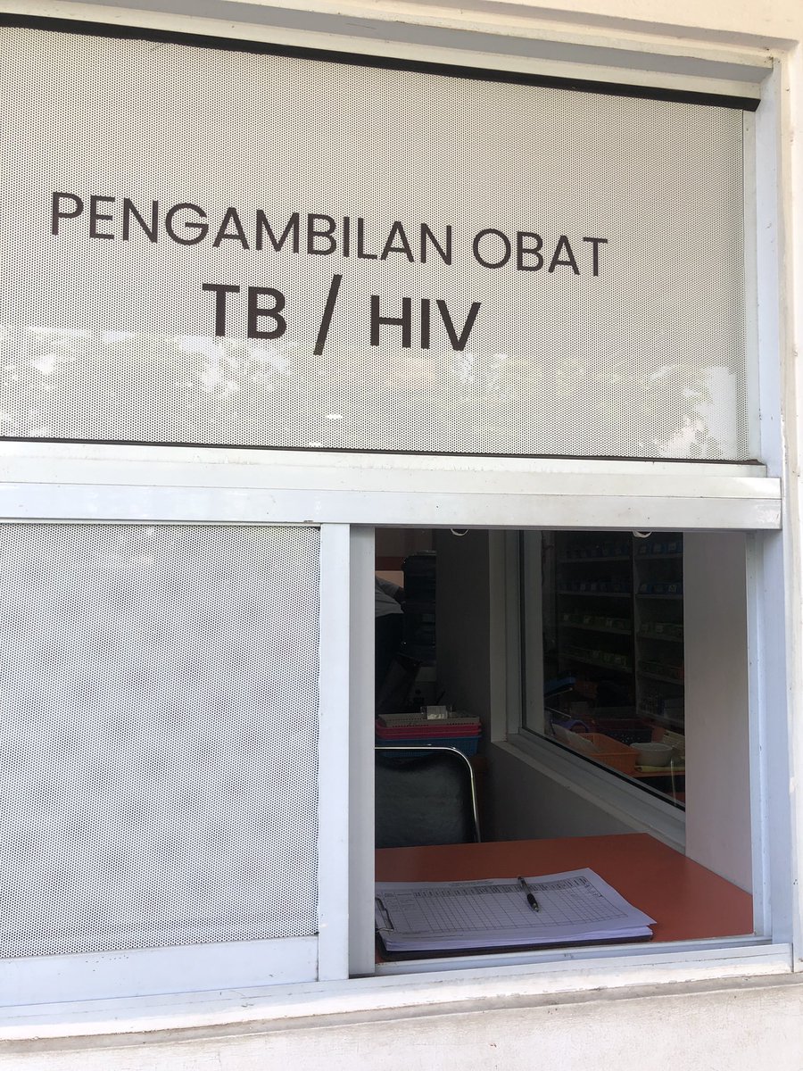 sendiakalaa's tweet image. refill nyawa dulu.