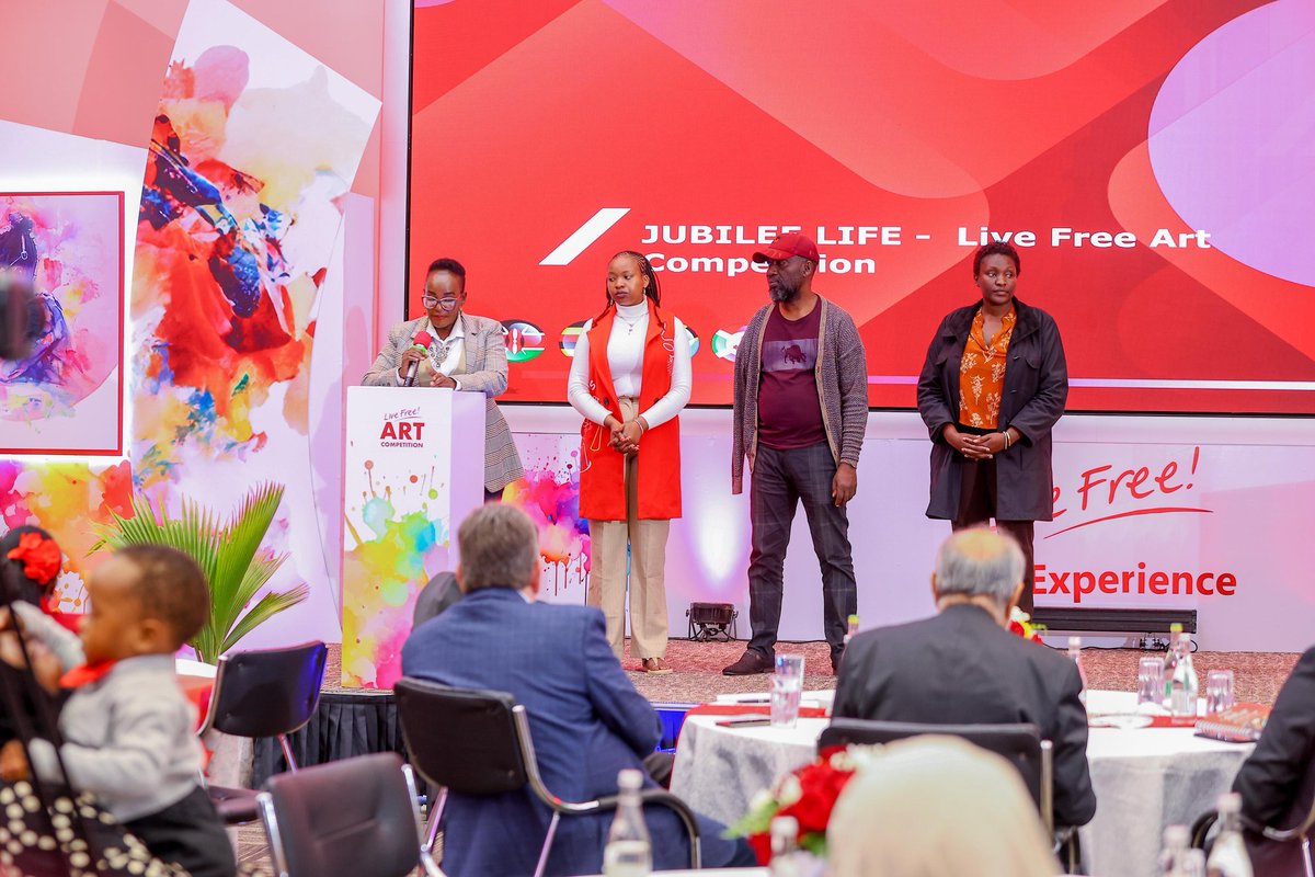 JubileeGroupKE's tweet photo. “As judges, we don’t just evaluate art—we experience. Art is fuel, and today, it’s lit a fire in all of us.” Live Free Art Competition Judges
#LiveFreeArtCompetition #JubileeLifeInsurance #FaidaElite https://t.co/fMkzhLnEdm
