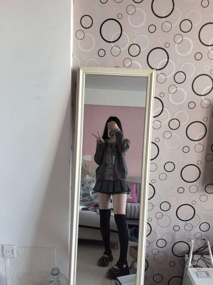hu_bum's tweet photo. 看一眼咯 https://t.co/Dt1nfA8KPV