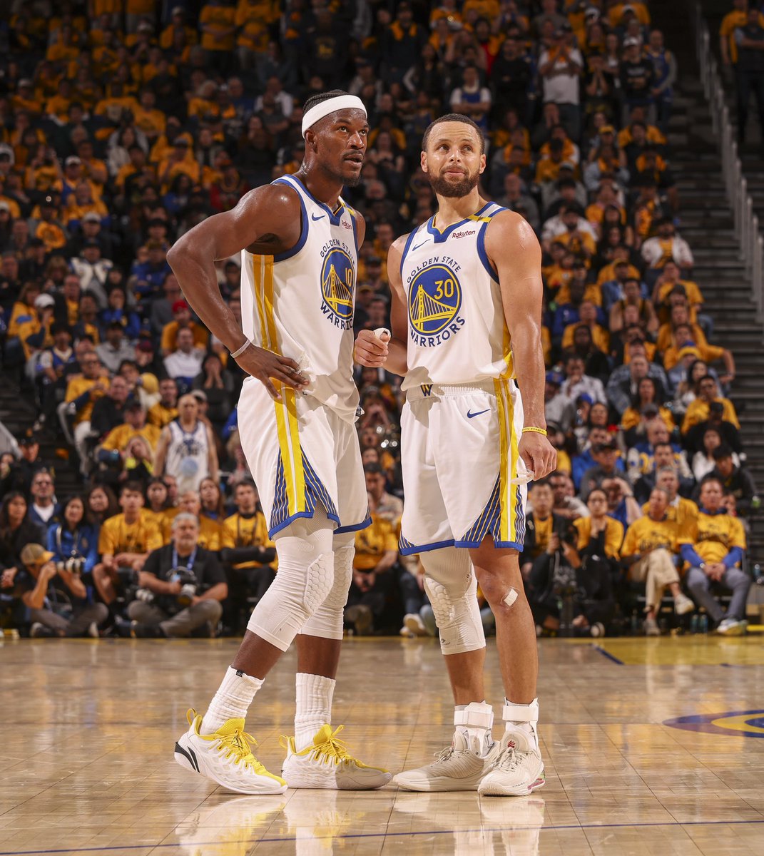 Jimmy Buckets and Chef Curry TOOK OVER in the Play-in 😱

Jimmy: 38 PTS, 7 REB, 6 AST
Steph: 37 PTS, 8 REB, 4 AST

Scary duo.