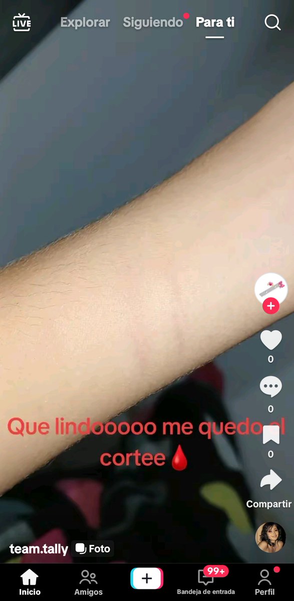 N-no! P-por quw tiktok pwrmite quw subwn wso :(((