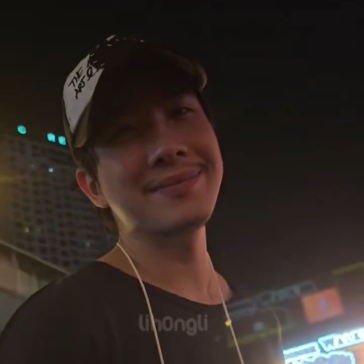 diimpleboyy's tweet photo. his soft smile 😭😭😭😭😭😭😭😭 https://t.co/E5tPlNcSQT