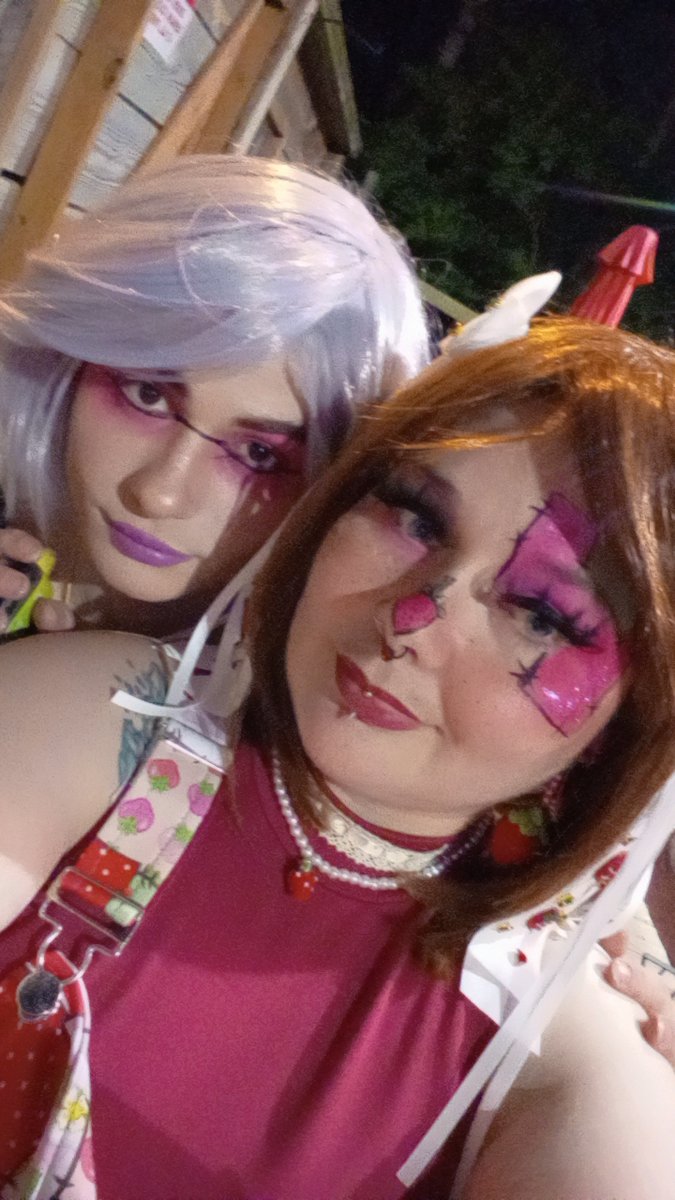 ElectricChrys's tweet photo. I am in love with my drag performances lately and my growth and I cant wait to see where I go. I also met someone, well, I knew him already but he and I rekindled and ended up in a relationship. We are taking things very slow as we are both victims of past abuse. https://t.co/jdWoPDgoYx