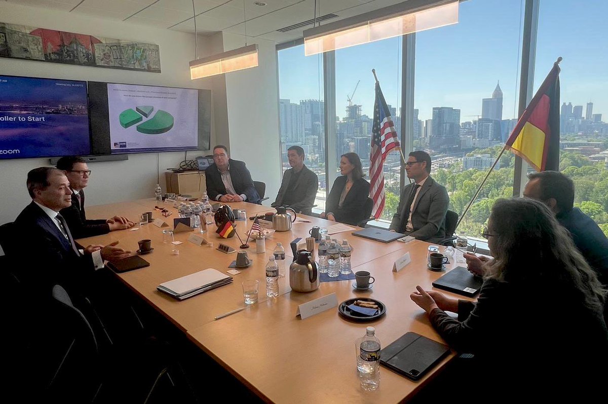 Starke NRW-Wirtschaft als wichtige Säule transatlantischer Beziehungen in turbulenten Zeiten: Staatssekretär <a href="/markspeich/">markspeich</a> in Atlanta bei <a href="/NRWGlobal/">NRWGlobalBusiness</a>, <a href="/GACCSouth/">GACC South</a> und <a href="/EvonikN_America/">Evonik North America</a>. #NRWUSA