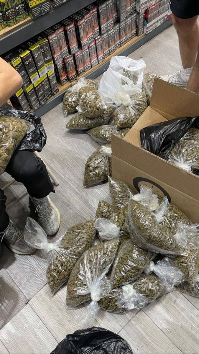 MackGreat7034's tweet photo. Grab a bag for  ✅✅ https://t.co/tmvtSccbYE