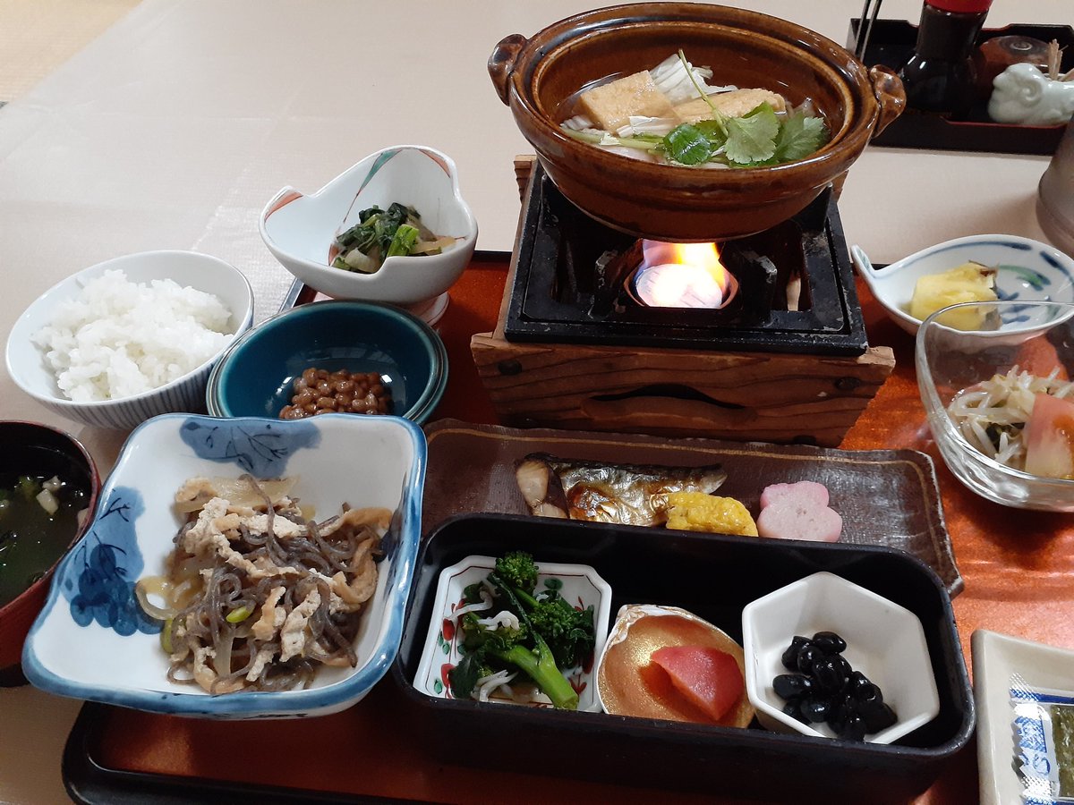 出張の朝食には贅沢だよね

でも残したくないから完食♫