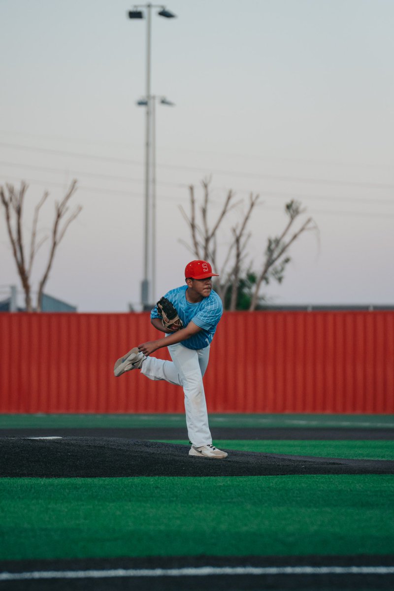 juliame83's tweet image. My nugget had a big day today… started off todays JV game as pitcher 💪🏼🔥⚾️ Bulldogs took the win against Franklin 14-4. #lefty #Freshman #proudmomma