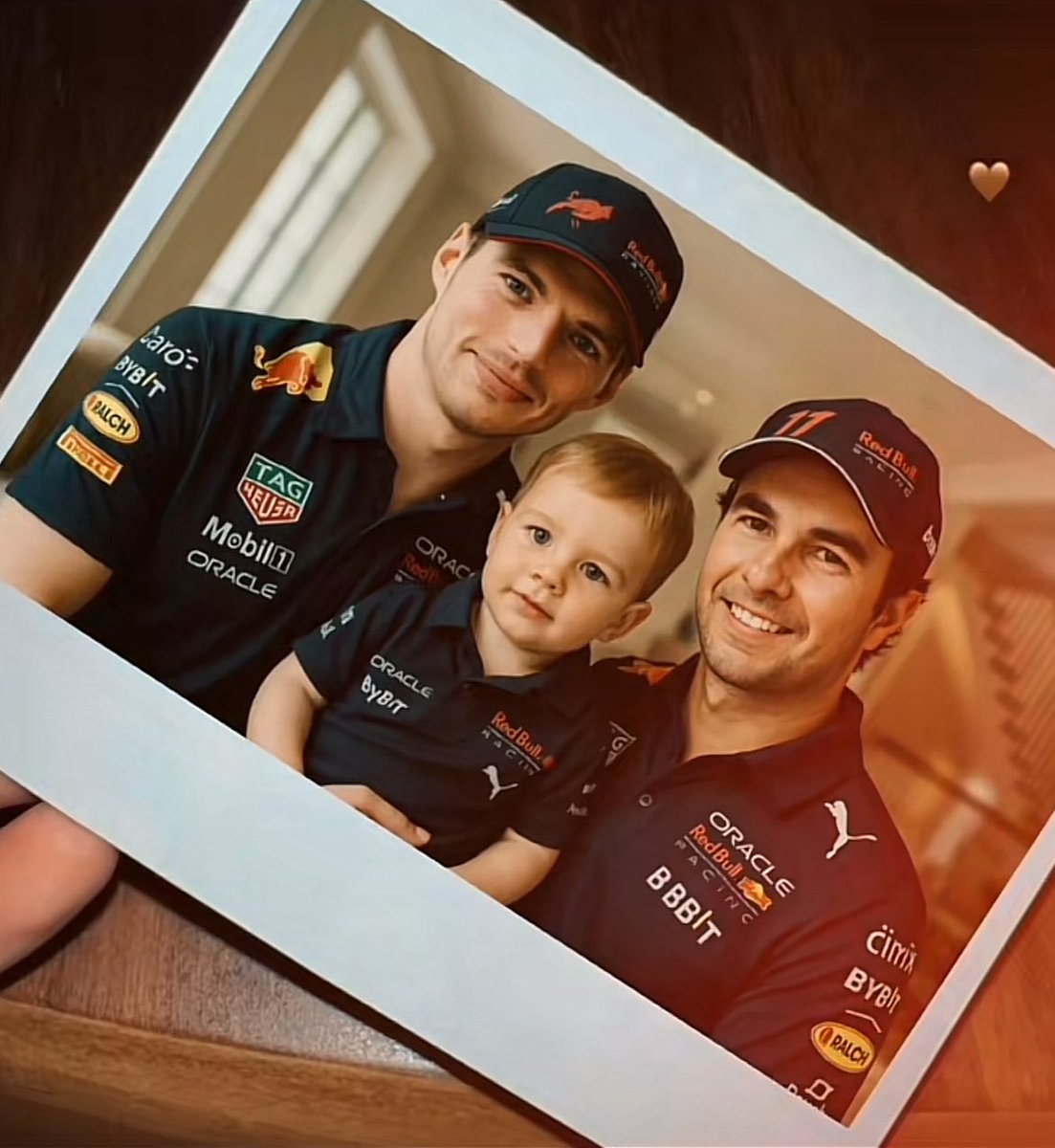 checoperez21's tweet photo. Si yo lo vi, ustedes también 💔😭 https://t.co/HCo1KhauiX