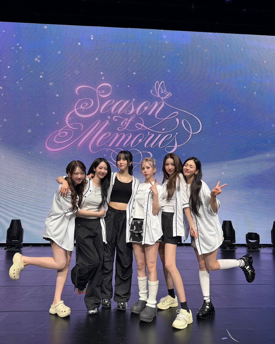 yerintopic's tweet photo. GFRIEND 😭 https://t.co/OjujUUdhd5