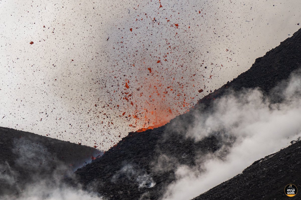 Etna Eruption at Southeast Crater - 15/4/2025
© Giuseppe Distefano
View on YouTube: youtu.be/XeFysBAQnTs

#Etna #EtnaWalk #EtnaEruption #Sicily #lava #volcano