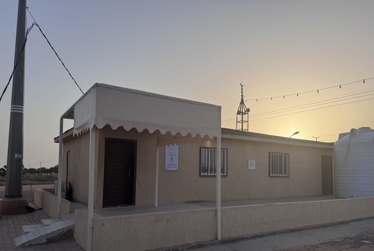 أنهى #فريق_أباالورود_التطوعي

بحمد الله 

مهمة صيانة المسجد في روضة   #أباالورود

ضمن جهوده في متابعة  صيانة ونظافة مساجد الطرق التي يشرف عليها

كل الشكر لأبطالنا

#الأسياح