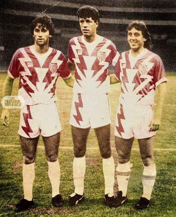 MAJESTIC_MEX's tweet photo. @RPELAEZ9 Que tridente Rayo!!!!! https://t.co/AzKt7hG0TN