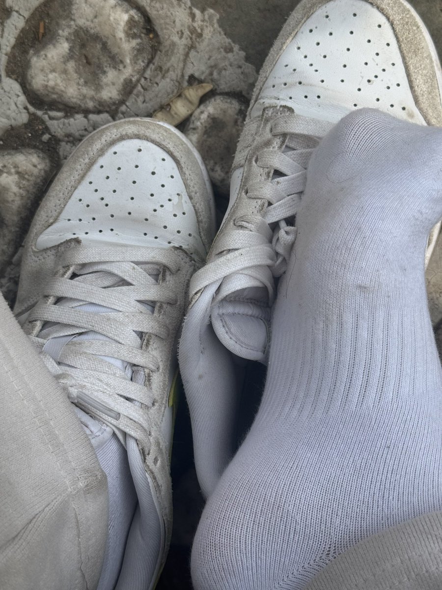 福利姬云朵小羊的原味屋分享的黄推图片2 - 网红私拍内容