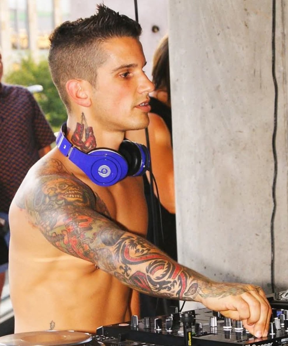 armyhammered's tweet photo. #PierreFitch https://t.co/1mLq5I3uBM