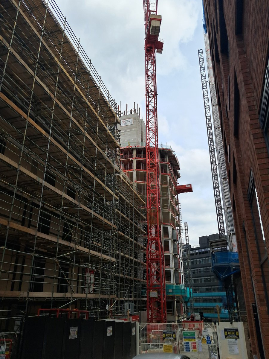 White Croft is now a few floors from topping out <a href="/DavidAshleyLtd/">David Ashley Construction</a> #sheffieldissuper p.c. See Word Na
