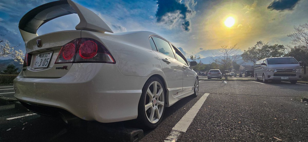 イヨノ/FD2 TypeR tweet media