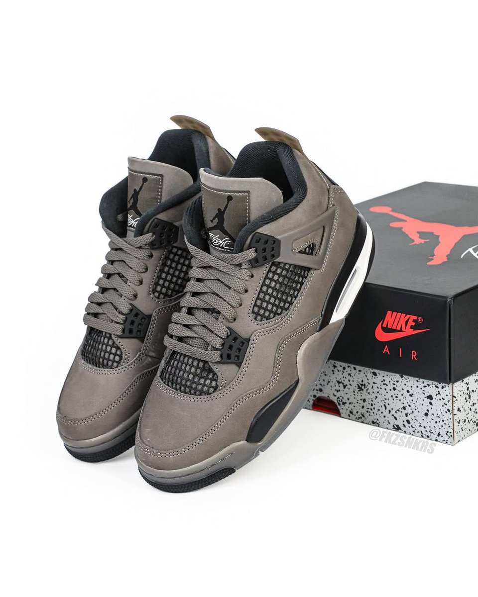 JustFreshKicks's tweet photo. DETAILED LOOK: Air Jordan 4 Retro "Cave Stone" 🪨 https://t.co/DuZ8RG9BW4 https://t.co/f11kL4OkzJ