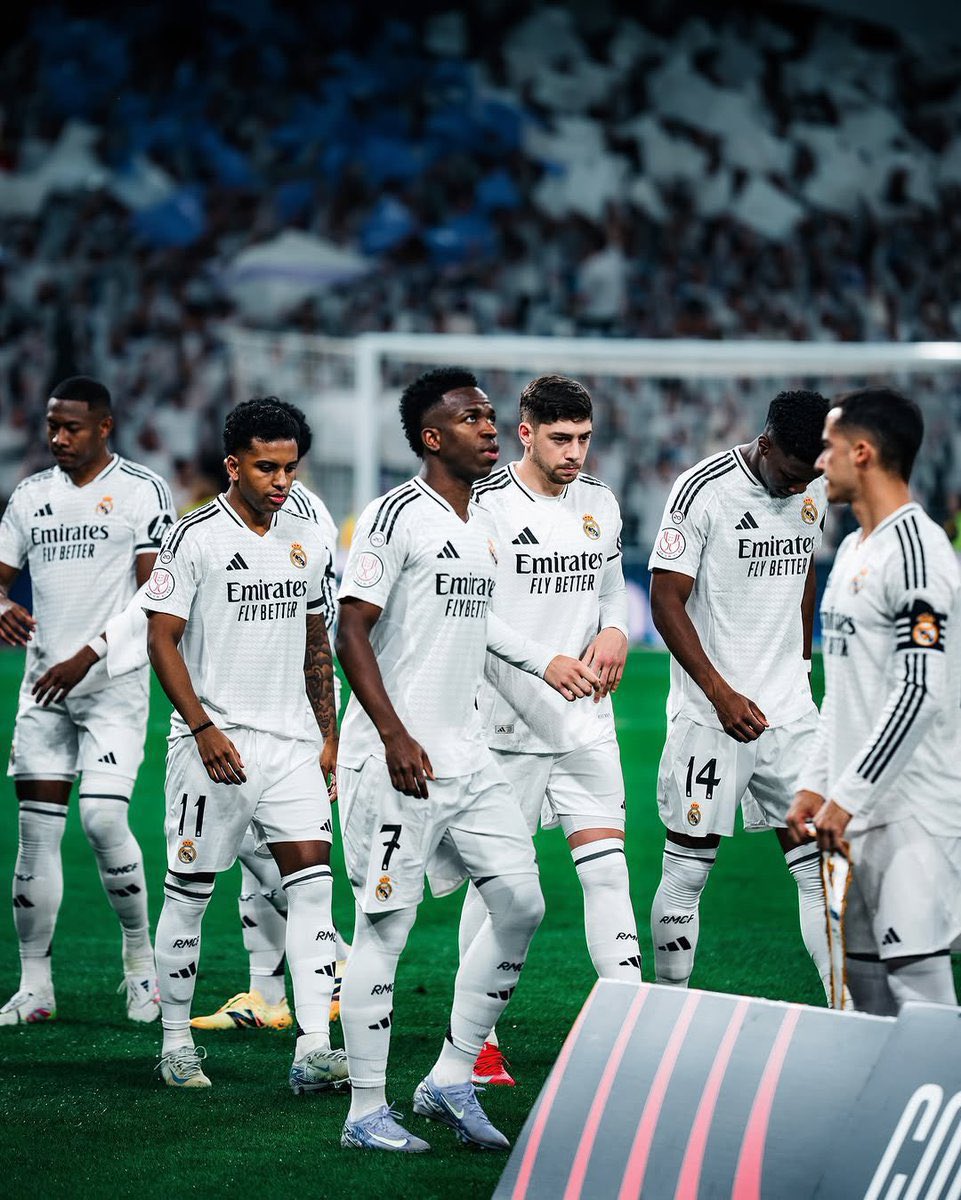 BigHope08's tweet photo. Friends of Real Madrid and enemies of Arsenal gather round…. It’s almost time for La Remontada ✍️ #RMAARS https://t.co/dFA8Svue2h