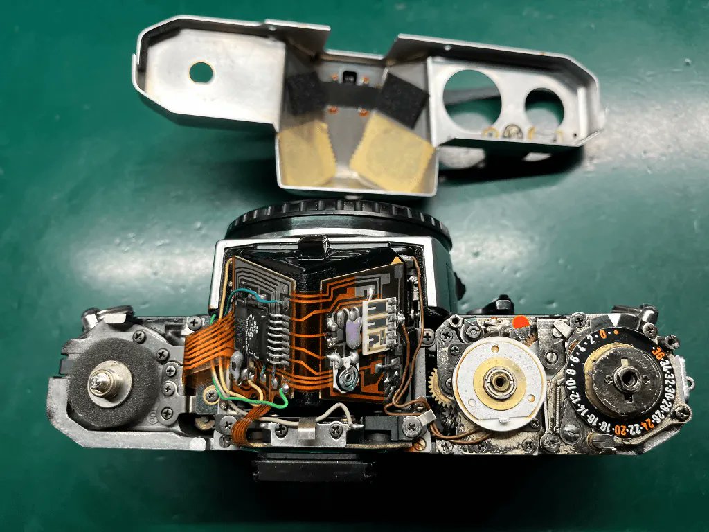 PENTAX MX

東京カメラリペアのサイトにて修理内容を紹介
tokyo-camera-repair.com/pentax-mx-2025…

・時々ミラーアップ
・ファインダー清掃
・ホットシュー同期不良

#フィルムカメラ
#フィルムカメラ修理