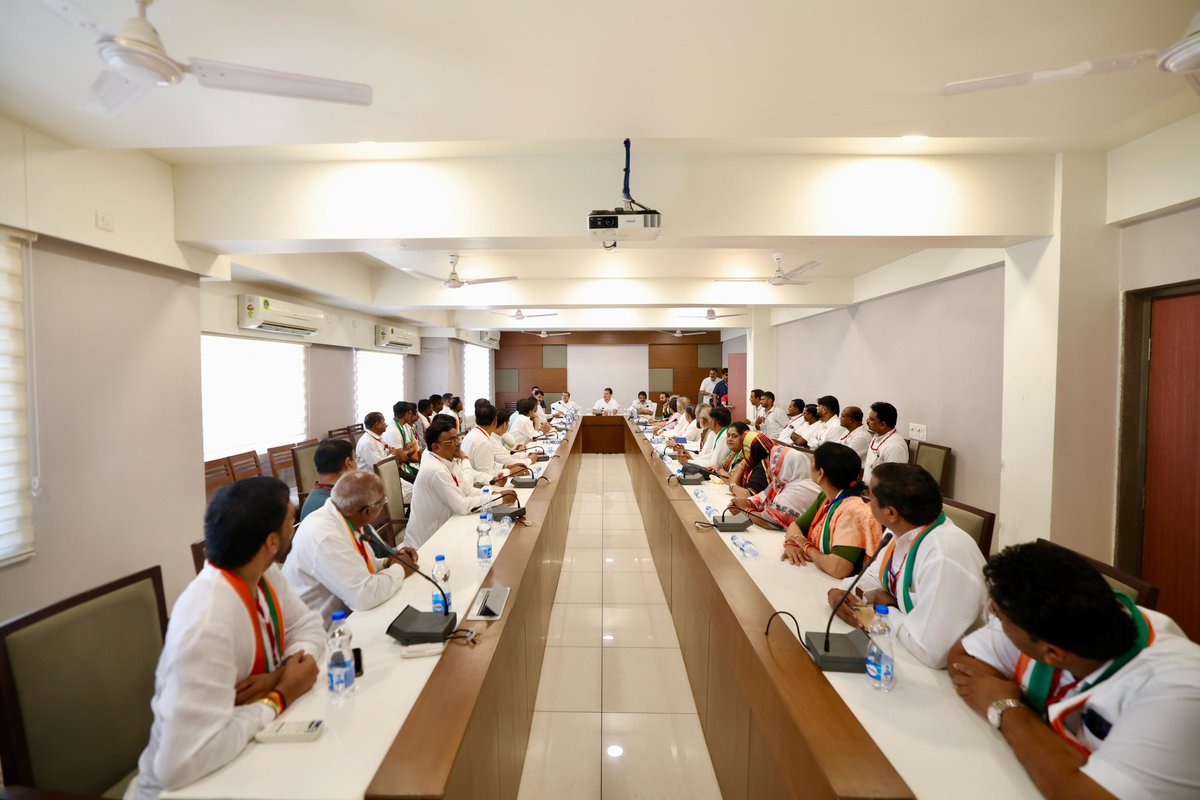 K C Venugopal (@kcvenugopalmp) on Twitter photo Sh. <a href="/RahulGandhi/">Rahul Gandhi</a> ji began the Sangathan Srijan Abhiyan by leading the dialogue from the front. He interacted with senior district leaders in Modasa, Aravalli district of Gujarat today. Sh. <a href="/RahulGandhi/">Rahul Gandhi</a> ji began the Sangathan Srijan Abhiyan by leading the dialogue from the front. He interacted with senior district leaders in Modasa, Aravalli district of Gujarat today.