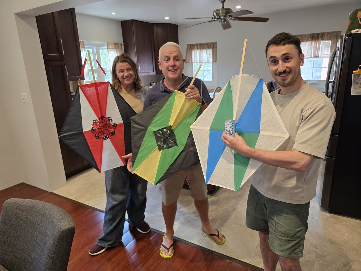 ThirdStory (@thirdstoryorg) on Twitter photo Our team had the unique privilege of spending an afternoon immersed in Bermudaās Easter traditionācrafting vibrant kites - thank you <a href="/Diallo_Rabain/">The Hon. Diallo Rabain JP, MP</a> for this meaningful learning experiencešŖ Next stopā¦fish cakes and hot cross buns on Good Friday! #easter #bermuda #thirdstory Our team had the unique privilege of spending an afternoon immersed in Bermudaās Easter traditionācrafting vibrant kites - thank you <a href="/Diallo_Rabain/">The Hon. Diallo Rabain JP, MP</a> for this meaningful learning experiencešŖ Next stopā¦fish cakes and hot cross buns on Good Friday! #easter #bermuda #thirdstory