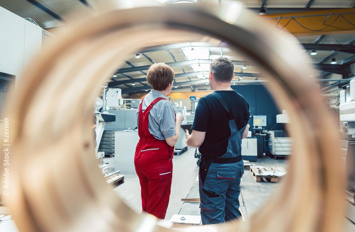 ifo Institut (@ifo_institut) on Twitter photo Höhe und Dauer von Leistungen für #Kurzarbeit und #Arbeitslosigkeit sollten gekürzt oder zumindest nicht weiter erhöht werden. An erste Stelle sehen die Experten die Senkung der Maximalbezugsdauer des Kurzarbeitergelds auf 12 oder 6 Monate.➡️ifo.de/pressemitteilu… <a href="/IHK_MUC/">IHK München</a> Höhe und Dauer von Leistungen für #Kurzarbeit und #Arbeitslosigkeit sollten gekürzt oder zumindest nicht weiter erhöht werden. An erste Stelle sehen die Experten die Senkung der Maximalbezugsdauer des Kurzarbeitergelds auf 12 oder 6 Monate.➡️ifo.de/pressemitteilu… <a href="/IHK_MUC/">IHK München</a>