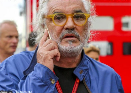 UGirovago77000's tweet photo. Daniela Santanchè:
29.600 euro di spese per la vacanza al Twiga con 
l'amico Briatore sul conto degli azionisti di Visibilia. https://t.co/r4Ci73aIHv