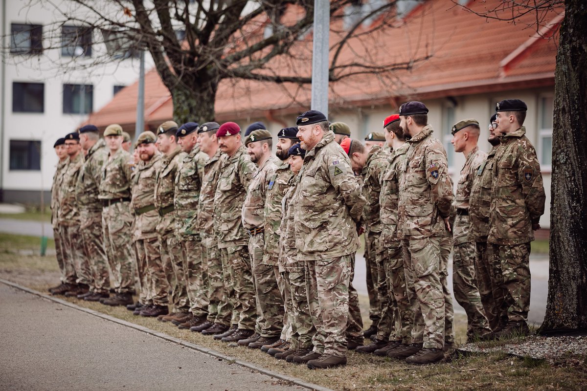 HQ Multinational Corps Northeast (@hqmncne) on Twitter photo Fresh troops for <a href="/NATO/">NATO</a> Battlegroup Poland!
We welcome the new commander of 🇬🇧 contingent of Multinational Battlegroup Poland 🇵🇱
Our multinational troops along the northeastern flank, safeguard our Alliance and all the people in it 🛡️
📸 Pvt. Aneta Lewoń, <a href="/ZAWISZACY/">15 Giżycka Brygada Zmechanizowana</a> Fresh troops for <a href="/NATO/">NATO</a> Battlegroup Poland!
We welcome the new commander of 🇬🇧 contingent of Multinational Battlegroup Poland 🇵🇱
Our multinational troops along the northeastern flank, safeguard our Alliance and all the people in it 🛡️
📸 Pvt. Aneta Lewoń, <a href="/ZAWISZACY/">15 Giżycka Brygada Zmechanizowana</a>