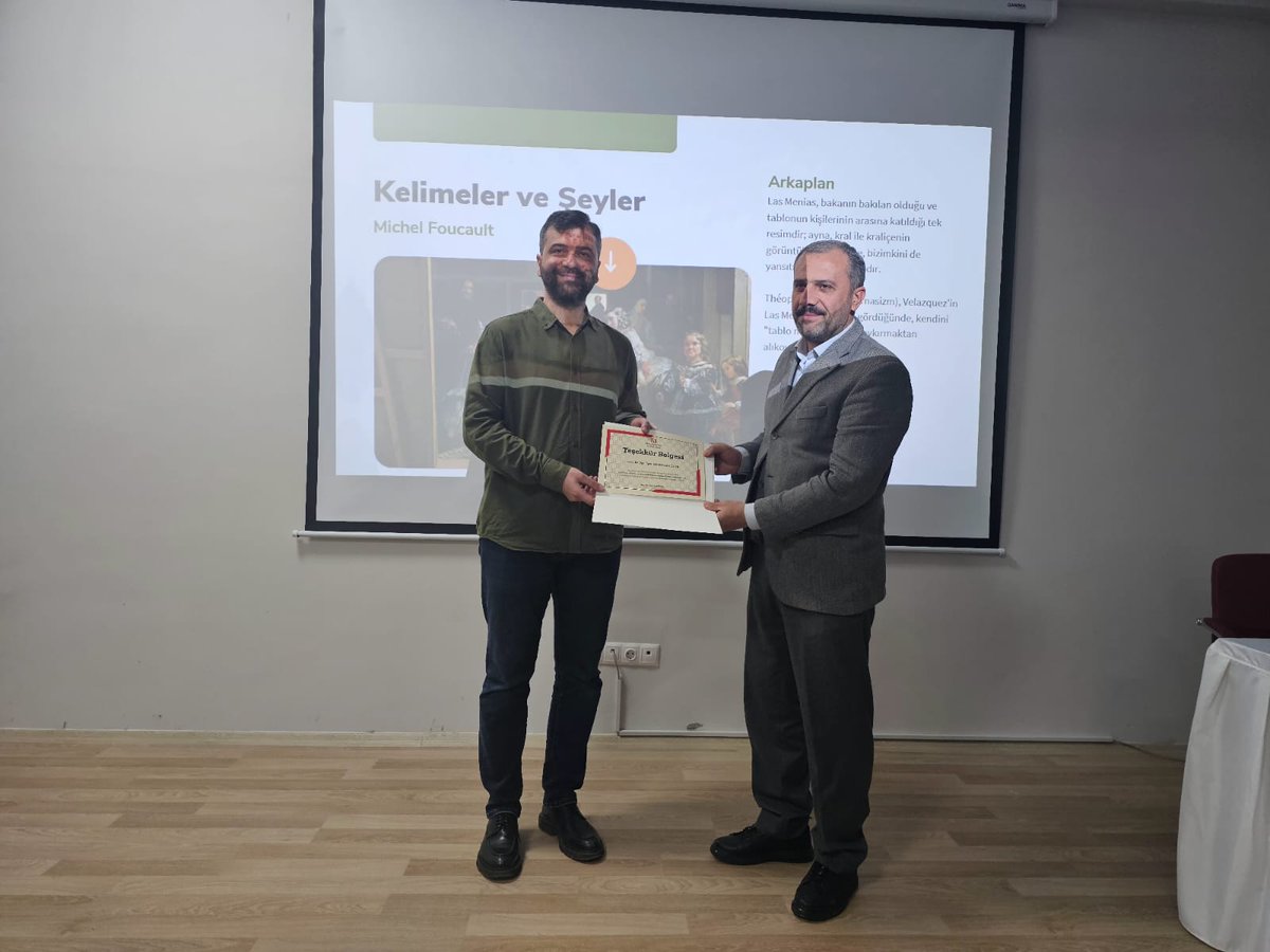 📌 Varto Gıyasettin Bingöl Meslek Yüksekokulu'nda, çevre bilincini artırmak ve sürdürülebilir yaşama dikkat çekmek amacıyla “Çevrenin Korunmasına Mümkün Bakışlar” başlıklı bir seminer düzenlendi.

🔗 Haberin Tamamı:⤵️
alparslan.edu.tr/tr/page/news/v…