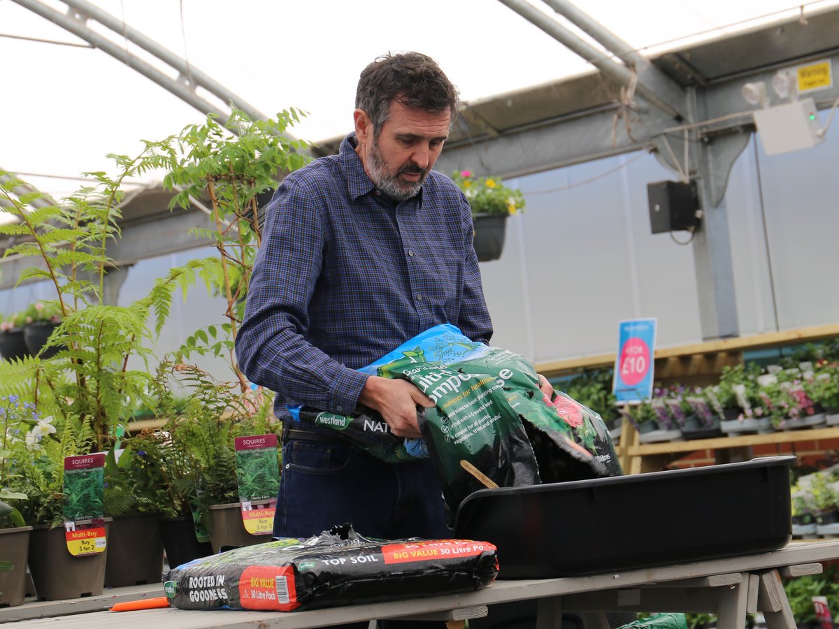 We welcomed award-winning garden designer, TV presenter and author Adam Frost to our Hare Hatch centre last Sunday (13 Apr) - our 17th centre to join our group. Visitors gathered for a day of free planting demos, expert gardening advice and book signings.