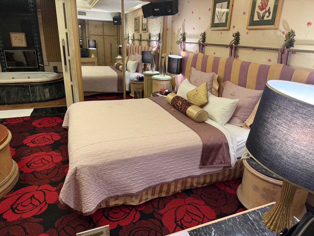 又是一個美好的同房交換夜