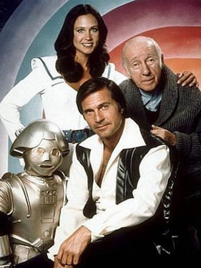 On this date in 1981 Buck Rogers in the 25th Century aired its final episode. The series starring Gil Gerard &amp; Erin Gray ran for two years and aired a total of 37 episodes. #80s