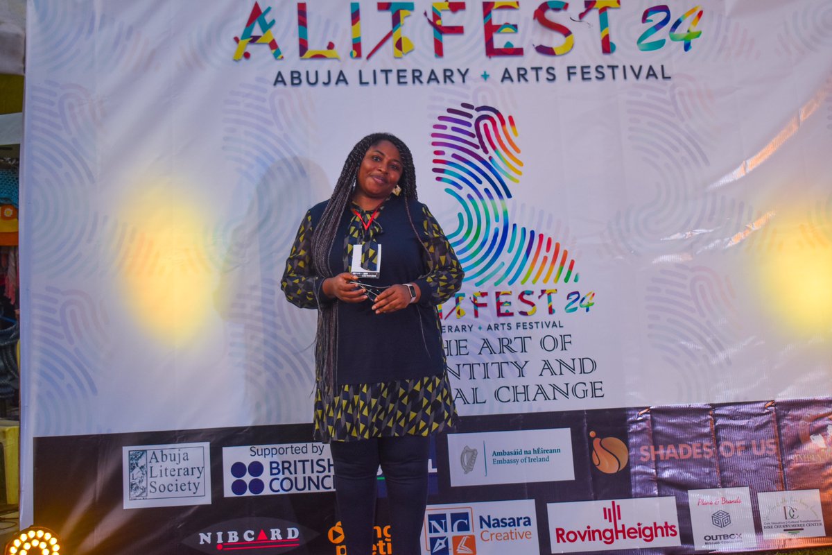 remimah's tweet image. At Shades of Us, we know that art has the ability change perspectives and spark a desire for better socioeconomic outcomes in our communities. We must promote local art and voices because our stories matter. 

#ShadesofUs 
#ALitFest