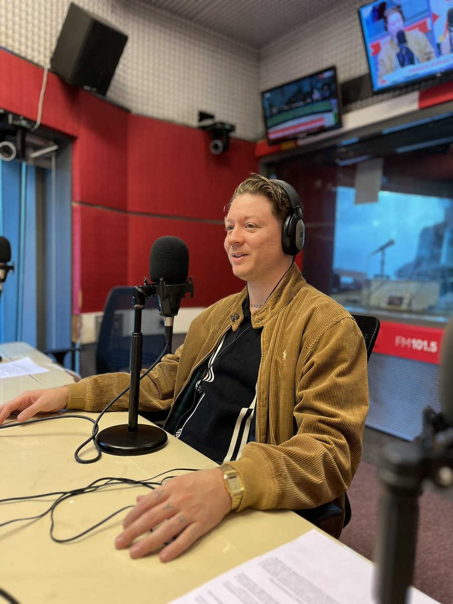 Pop Radio 101.5 FM tweet media