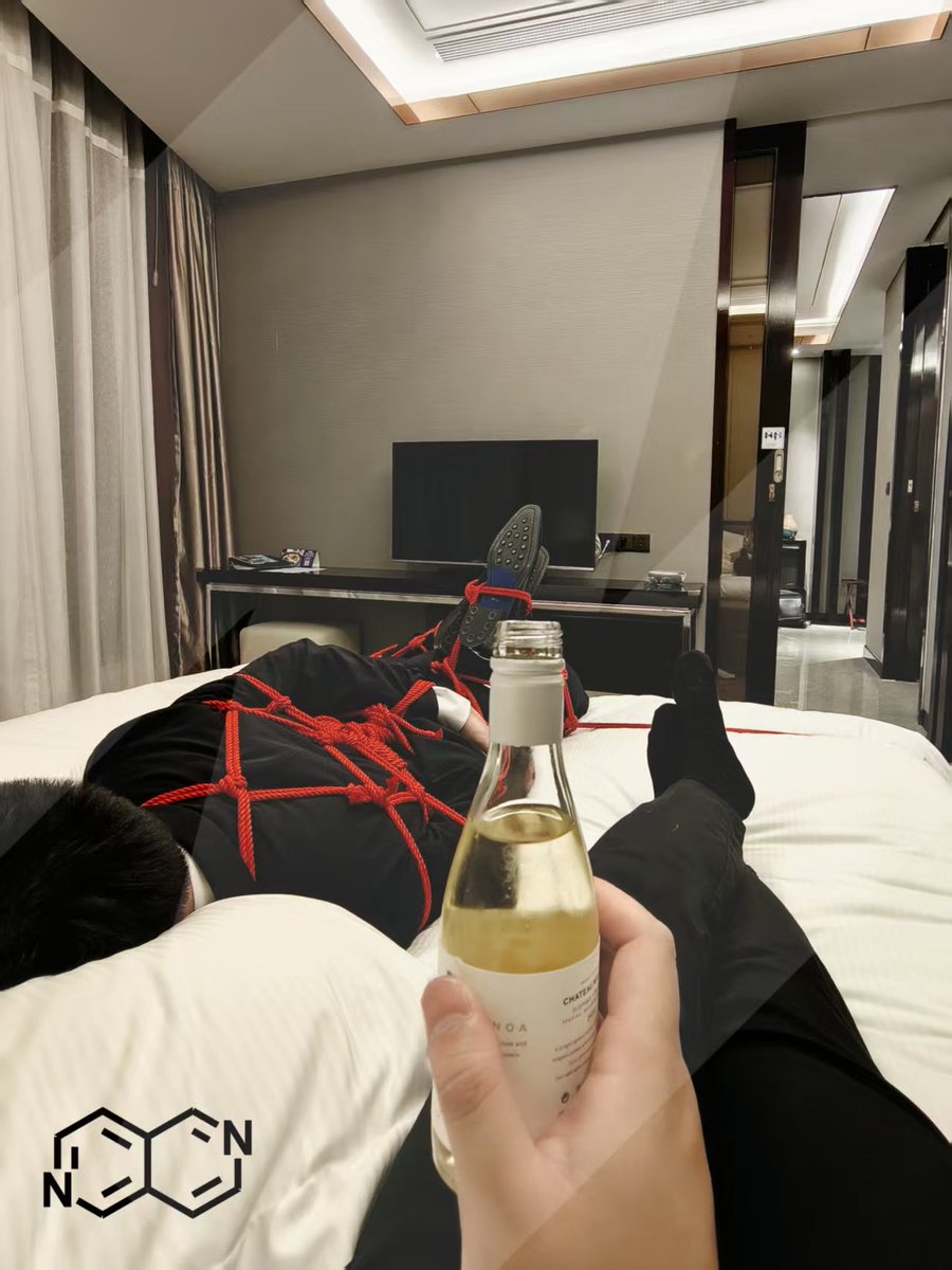 很久没有新作品了
最近想去打卡栗子，缺个玩具😏