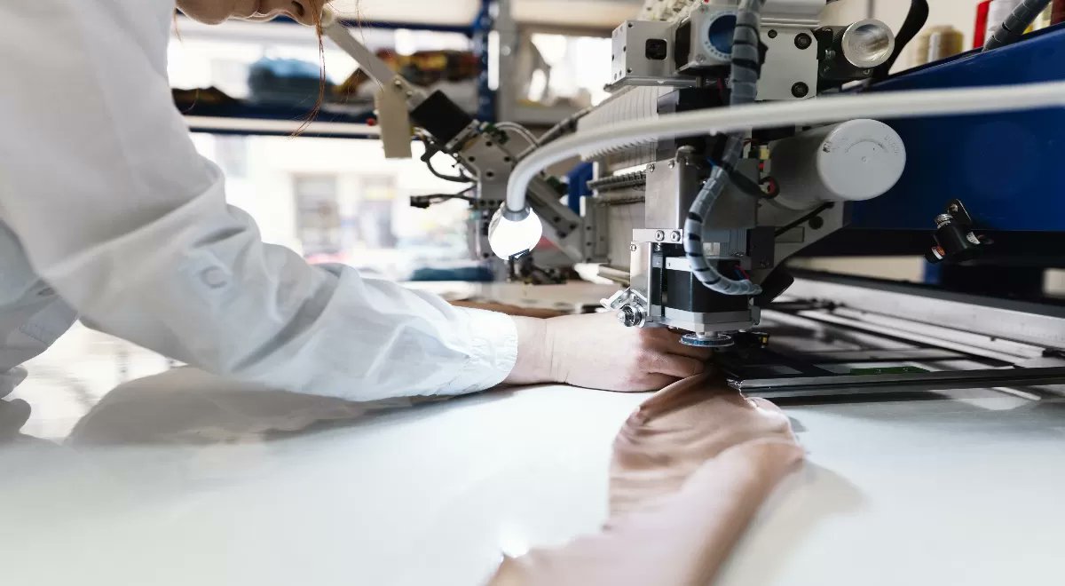 Del ecodiseño al reciclaje, 35 proyectos textiles avanzan hacia una producción más limpia gracias al PERTE de Economía Circular 🧶🌱 retema.es/actualidad/el-… 📣<a href="/RevistaRETEMA/">RETEMA, Revista Técnica de Medio Ambiente</a> #TextilSostenible #FondosEuropeos