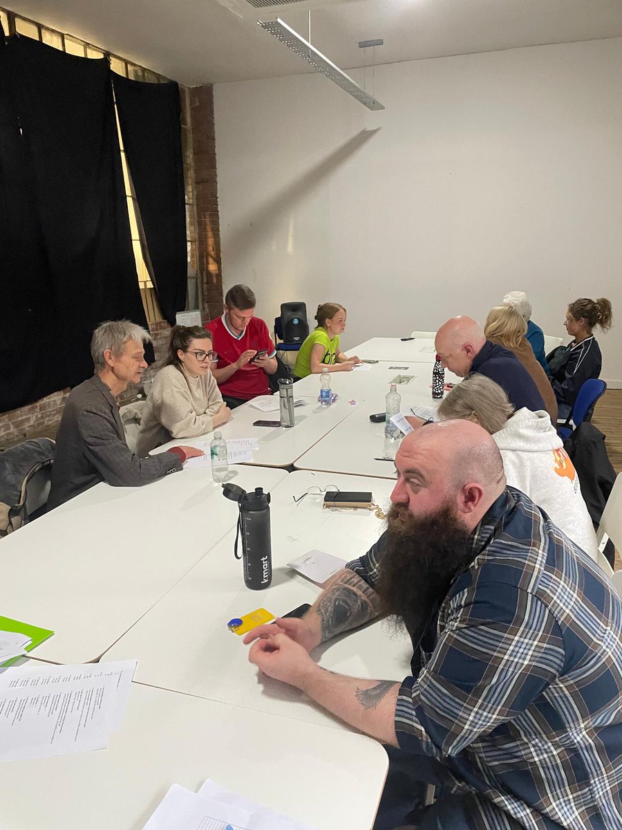 d'éirigh thar barr leis an chéad "Craic agus Caint" ar fad! 👥🌟

The 1st "Craic agus Caint" was a huge success! 👥🌟

We'll share the details of the next event as soon as they are finalised. 📍📅

Go raibh míle maith agaibh Micháel agus gach duine eile atá páirteach ann 👏👏