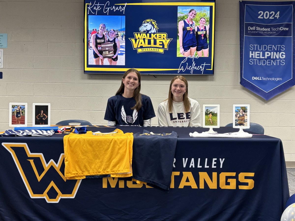 Congratulations to Kate Girard for signing with Dalton State and Sadie Wielfaert for signing with Lee University!!! Kate and Sadie are both 4x State Qualifiers in Cross Country and 3x State Qualifiers in Track! Congratulations ladies!