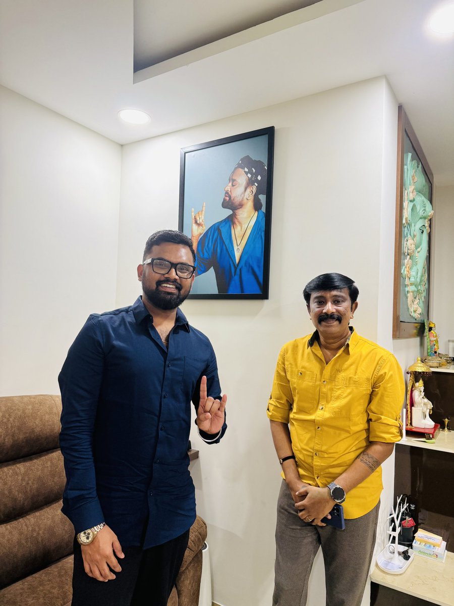 Vishnu Nagaraj (@iamvishnunraj) on Twitter photo Had a wonderful meeting in Chennai with the ever-inspiring <a href="/imravee/">Dr Ravi</a> sir — a true Thalaivar follower and a strong supporter of <a href="/aksrfrajini/">AKSRF Rajini Kerala</a>’s social work.
Grateful for your time and support!
<a href="/rajinikanth/">Rajinikanth</a> <a href="/mayavarathaan/">மாயவரத்தான்</a> <a href="/aksrfrajini/">AKSRF Rajini Kerala</a>
🤘💙 Had a wonderful meeting in Chennai with the ever-inspiring <a href="/imravee/">Dr Ravi</a> sir — a true Thalaivar follower and a strong supporter of <a href="/aksrfrajini/">AKSRF Rajini Kerala</a>’s social work.
Grateful for your time and support!
<a href="/rajinikanth/">Rajinikanth</a> <a href="/mayavarathaan/">மாயவரத்தான்</a> <a href="/aksrfrajini/">AKSRF Rajini Kerala</a>
🤘💙