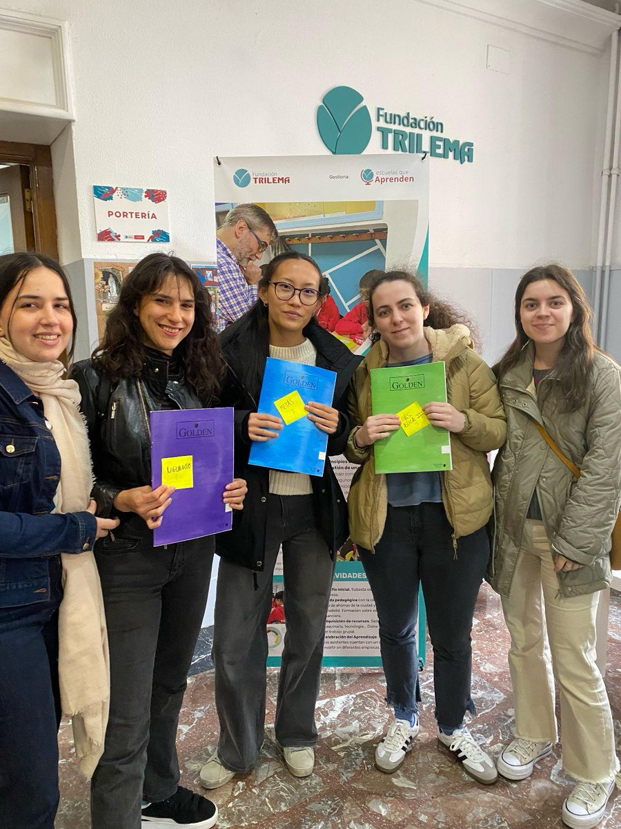 Fundación Trilema (@trilemaedu) on Twitter photo El colegio <a href="/TrilemaSoria/">Trilema Soria</a> premia los 3 porfolios de estas alumnas. ¡Enhorabuena por el trabajo! El colegio <a href="/TrilemaSoria/">Trilema Soria</a> premia los 3 porfolios de estas alumnas. ¡Enhorabuena por el trabajo!