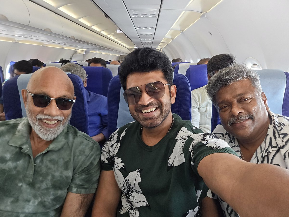 arunvijayno1's tweet image. It was great catching up with #Sathyaraj sir and @rparthiepan anna.. Fun times!!❤️